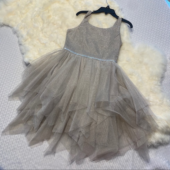 Cat & Jack Other - Cat & Jack festive silver metallic dress 6/6x